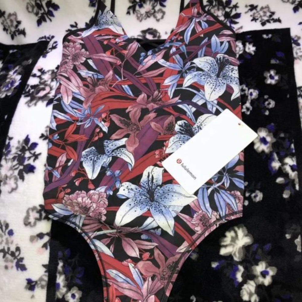 Lululemon Shoreline Red Floral One Piece Swimsuit